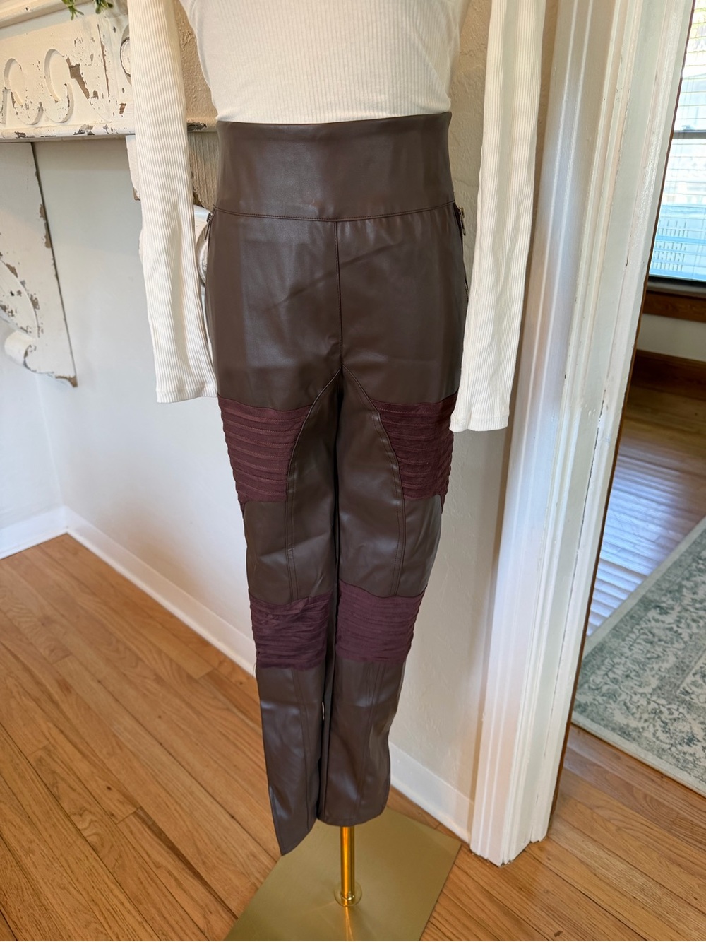 High-Waist Brown Faux Leather Skinny Moto Pants with Ribbed Panels